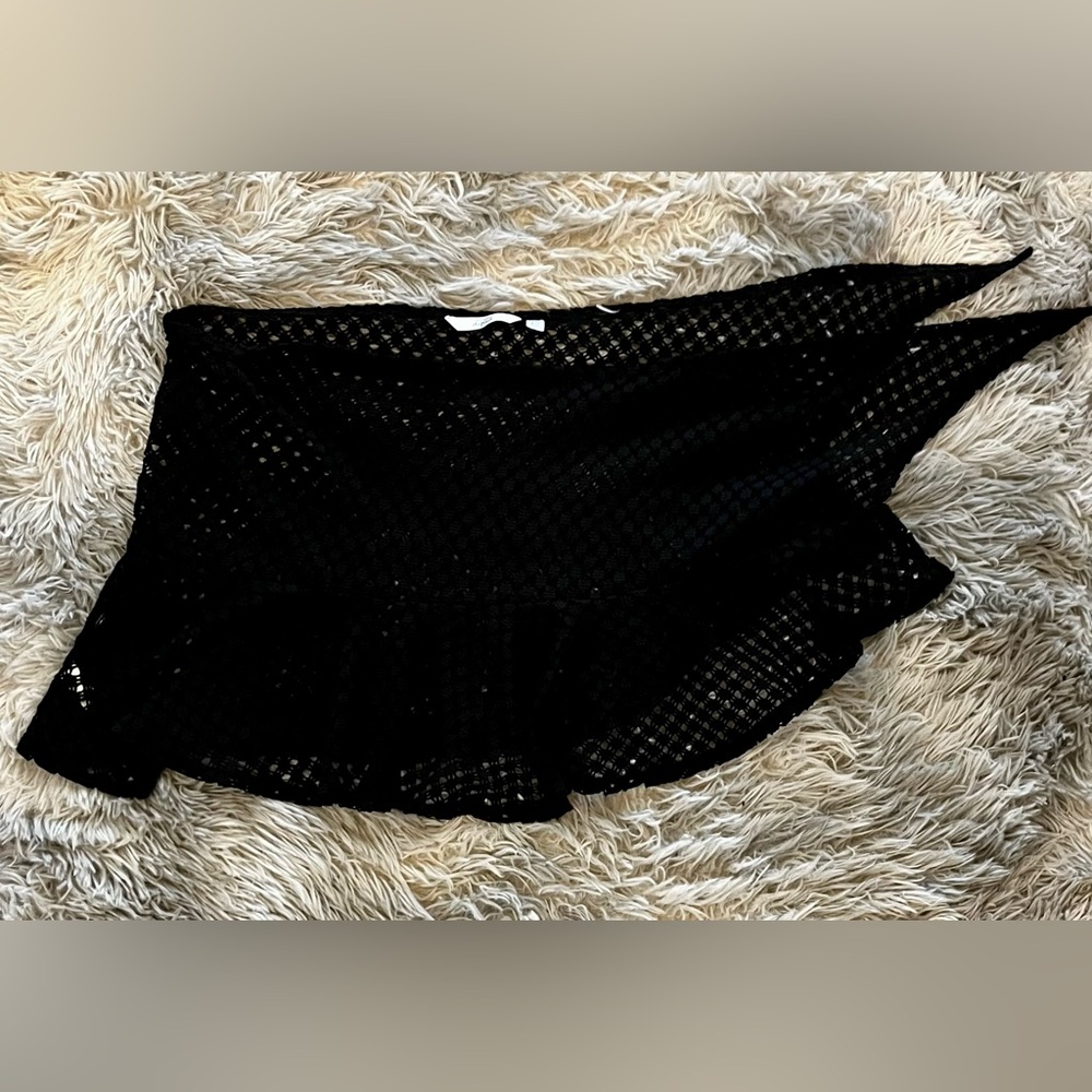 5 Piece Swimsuit and Cover-Up Bundle! - Picture 14 of 15